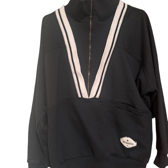 Leo Chevalier Quarter Zip Sweater. - Picture 4 of 7